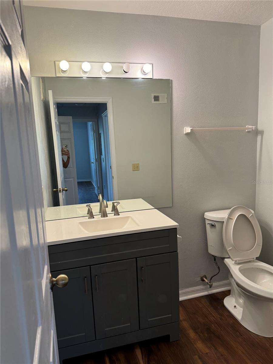 VILLAS AT LAKESIDE A CONDO - Residential Lease