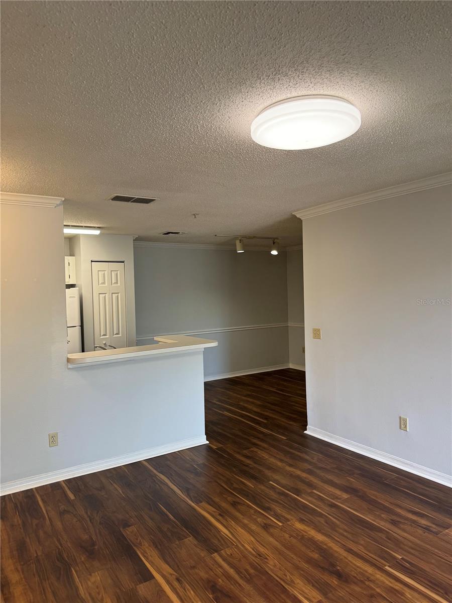 VILLAS AT LAKESIDE A CONDO - Residential Lease