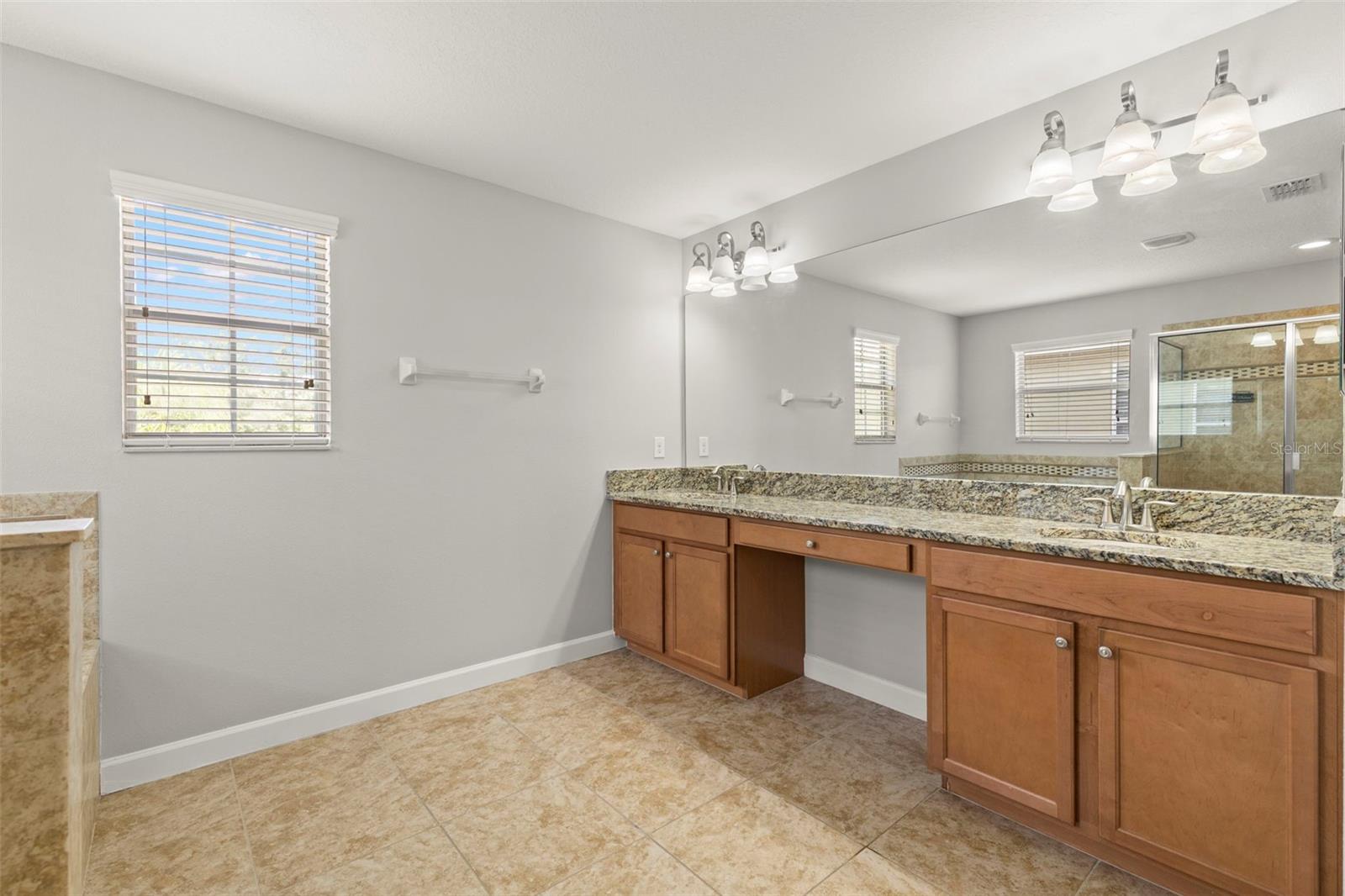LIVE OAK PRESERVE PH 2B-VIL - Residential Lease