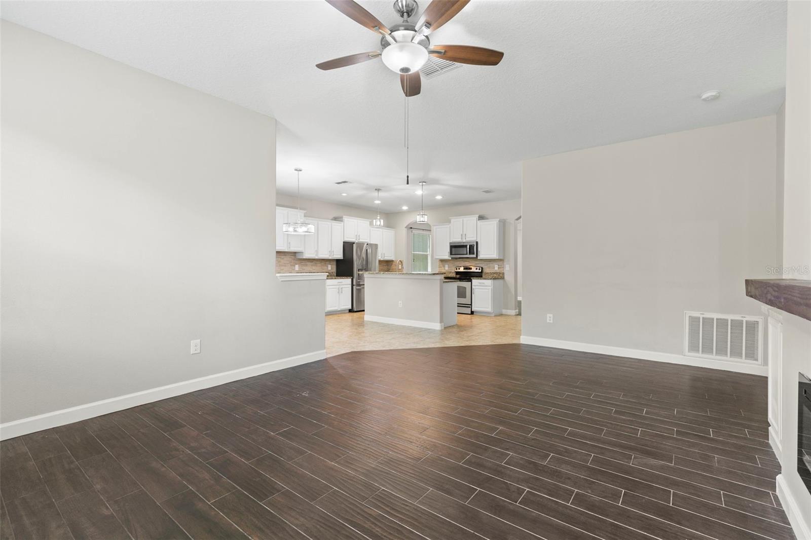 LIVE OAK PRESERVE PH 2B-VIL - Residential Lease