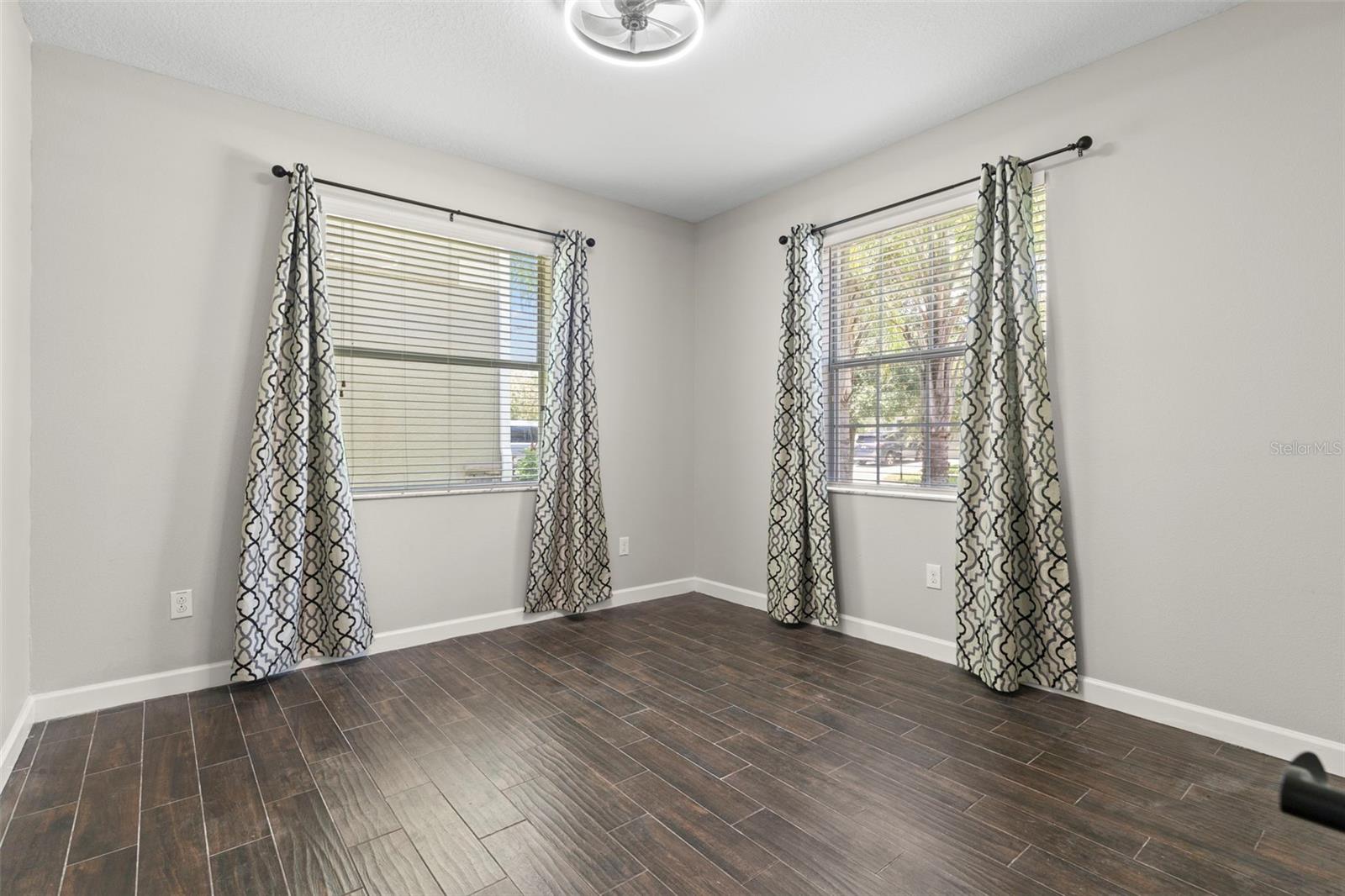 LIVE OAK PRESERVE PH 2B-VIL - Residential Lease