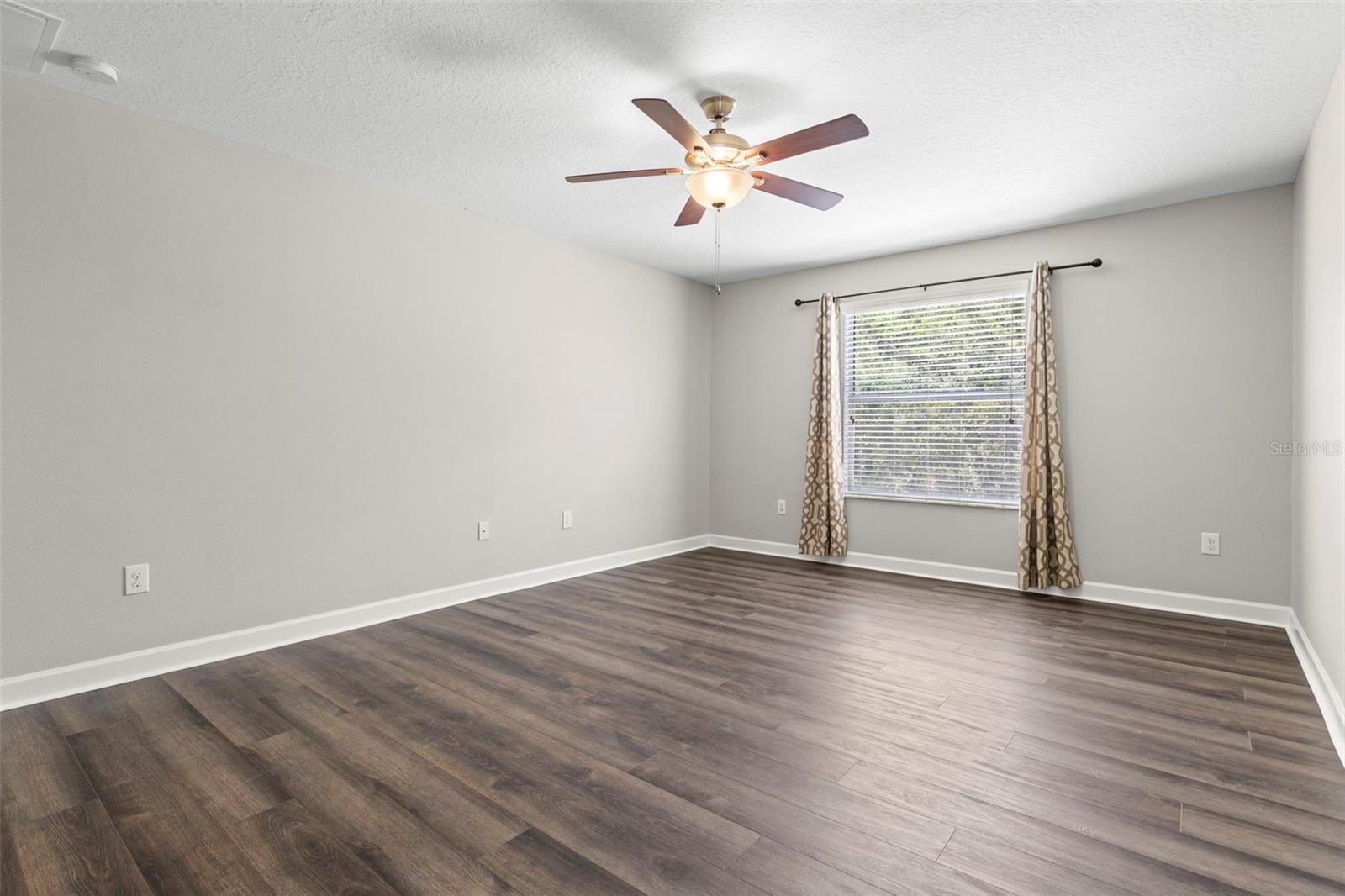LIVE OAK PRESERVE PH 2B-VIL - Residential Lease