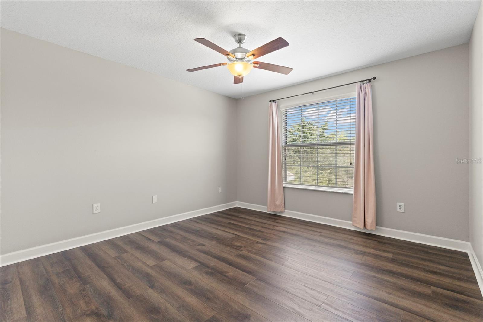 LIVE OAK PRESERVE PH 2B-VIL - Residential Lease
