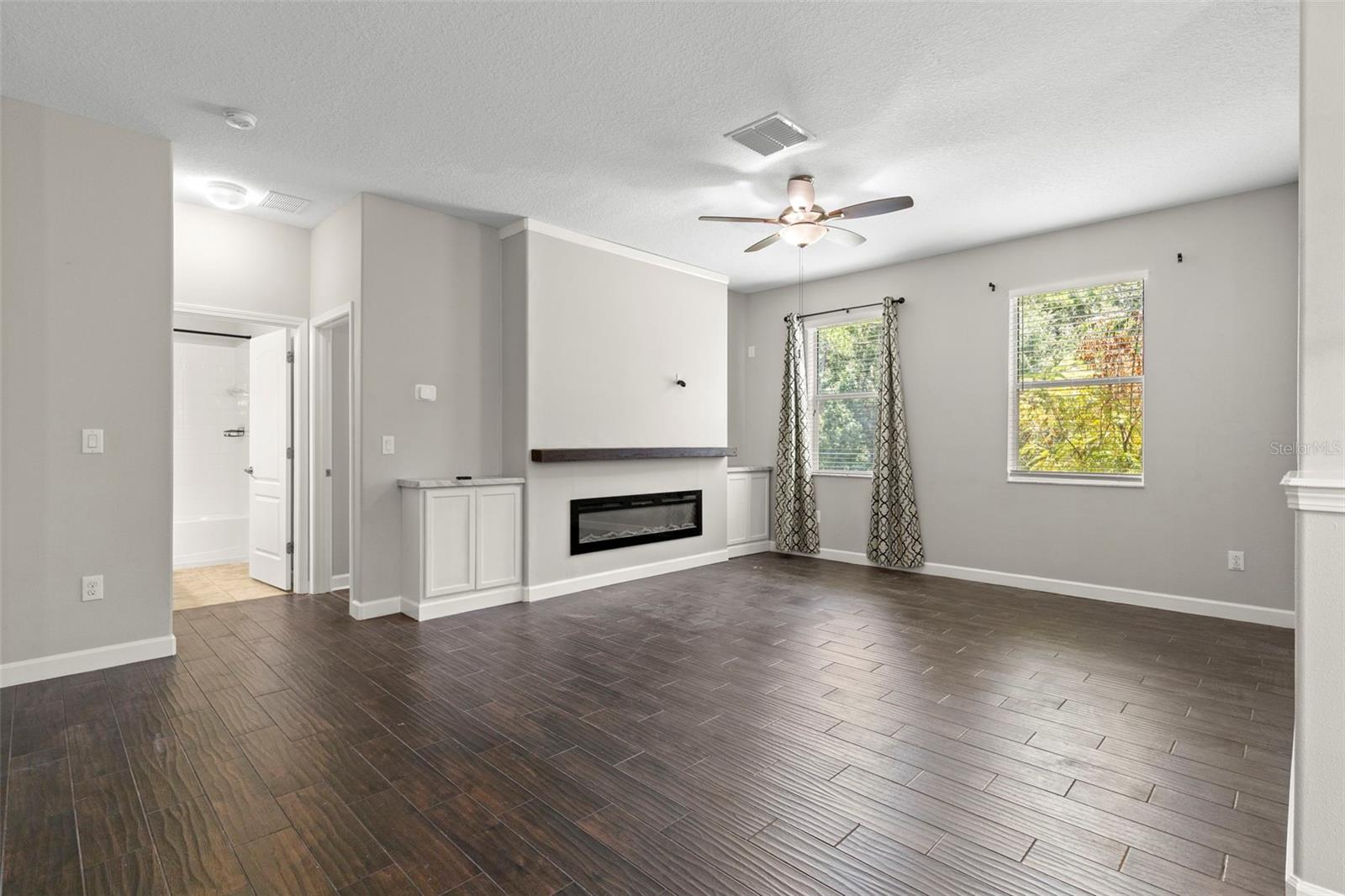 LIVE OAK PRESERVE PH 2B-VIL - Residential Lease