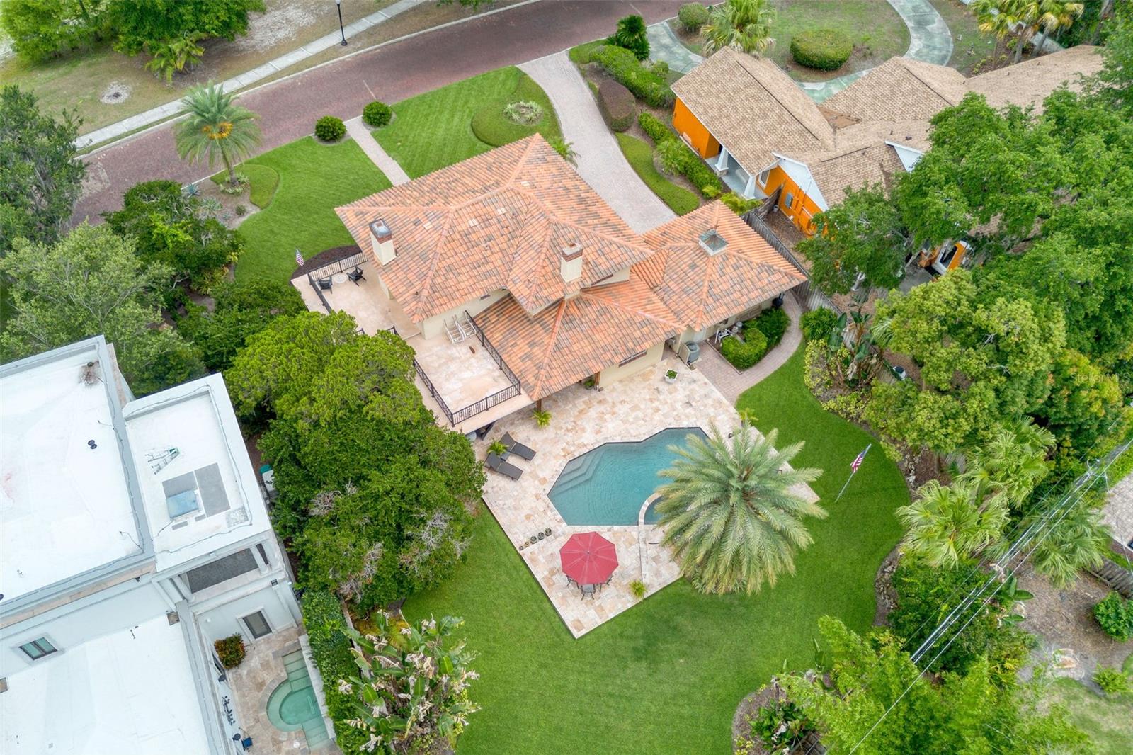 BROOKVILLA - Residential