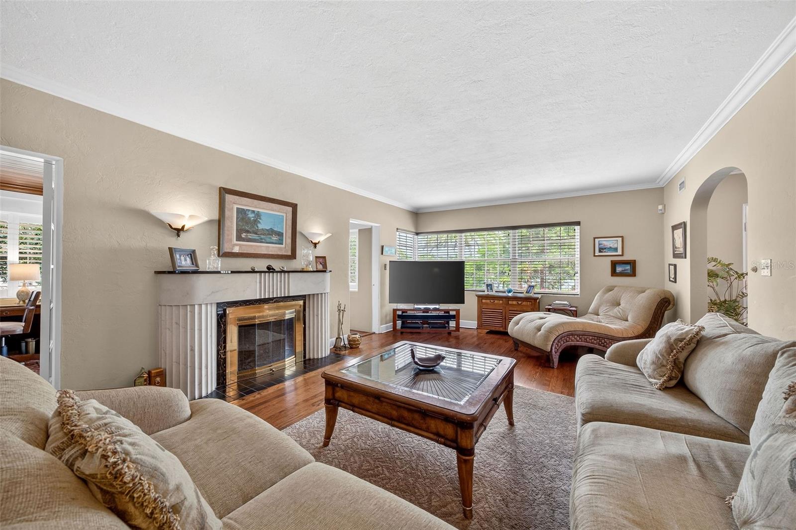 BROOKVILLA - Residential