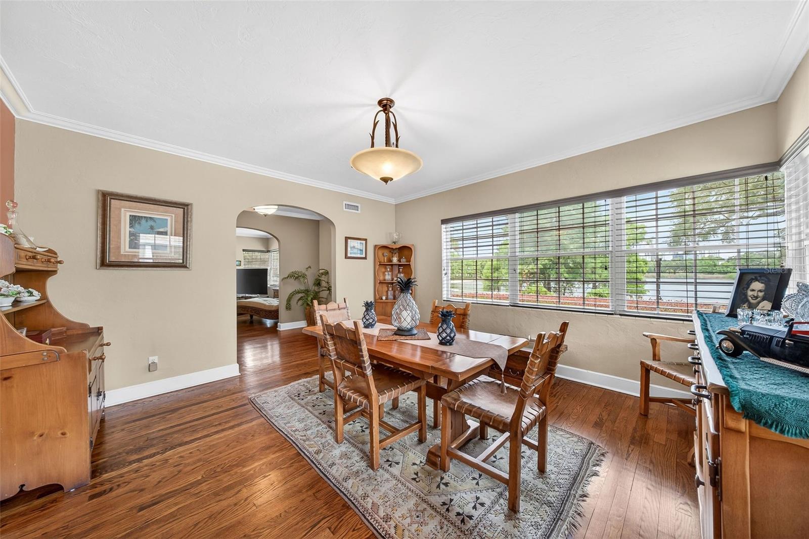 BROOKVILLA - Residential