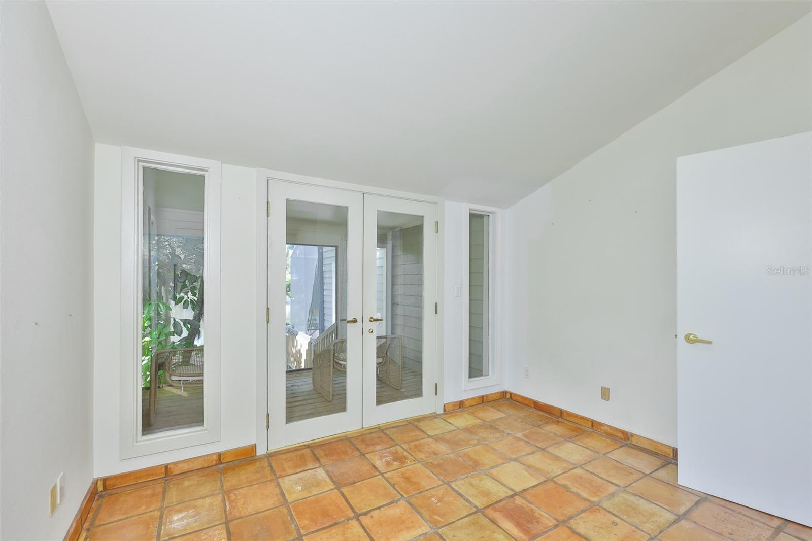 AUTUMN WOODS-UNIT II - Residential