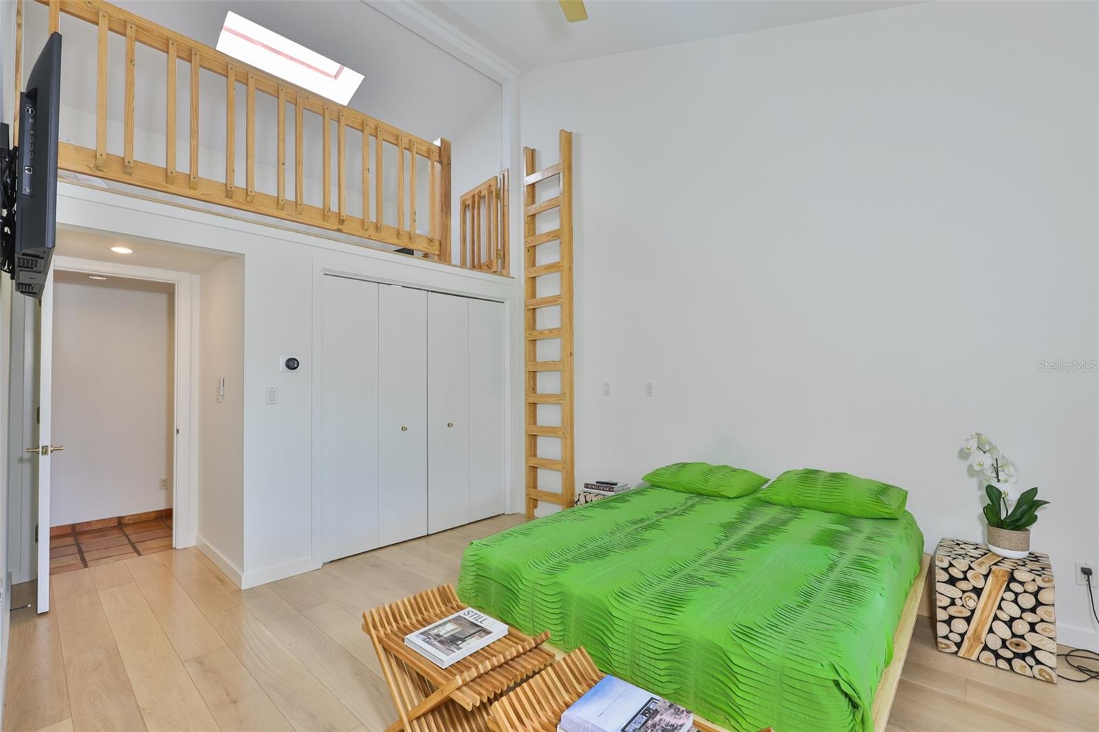 AUTUMN WOODS-UNIT II - Residential