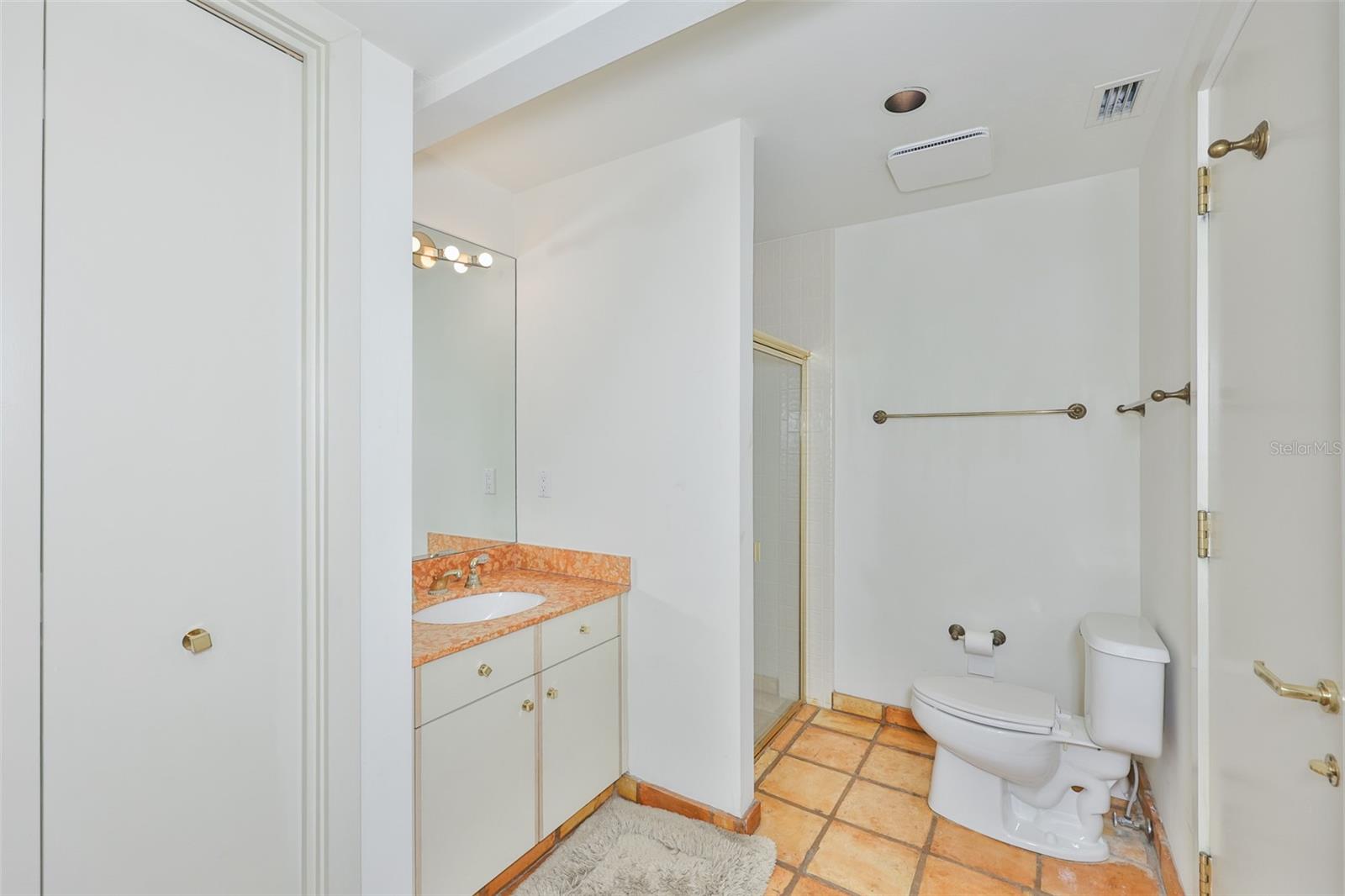AUTUMN WOODS-UNIT II - Residential