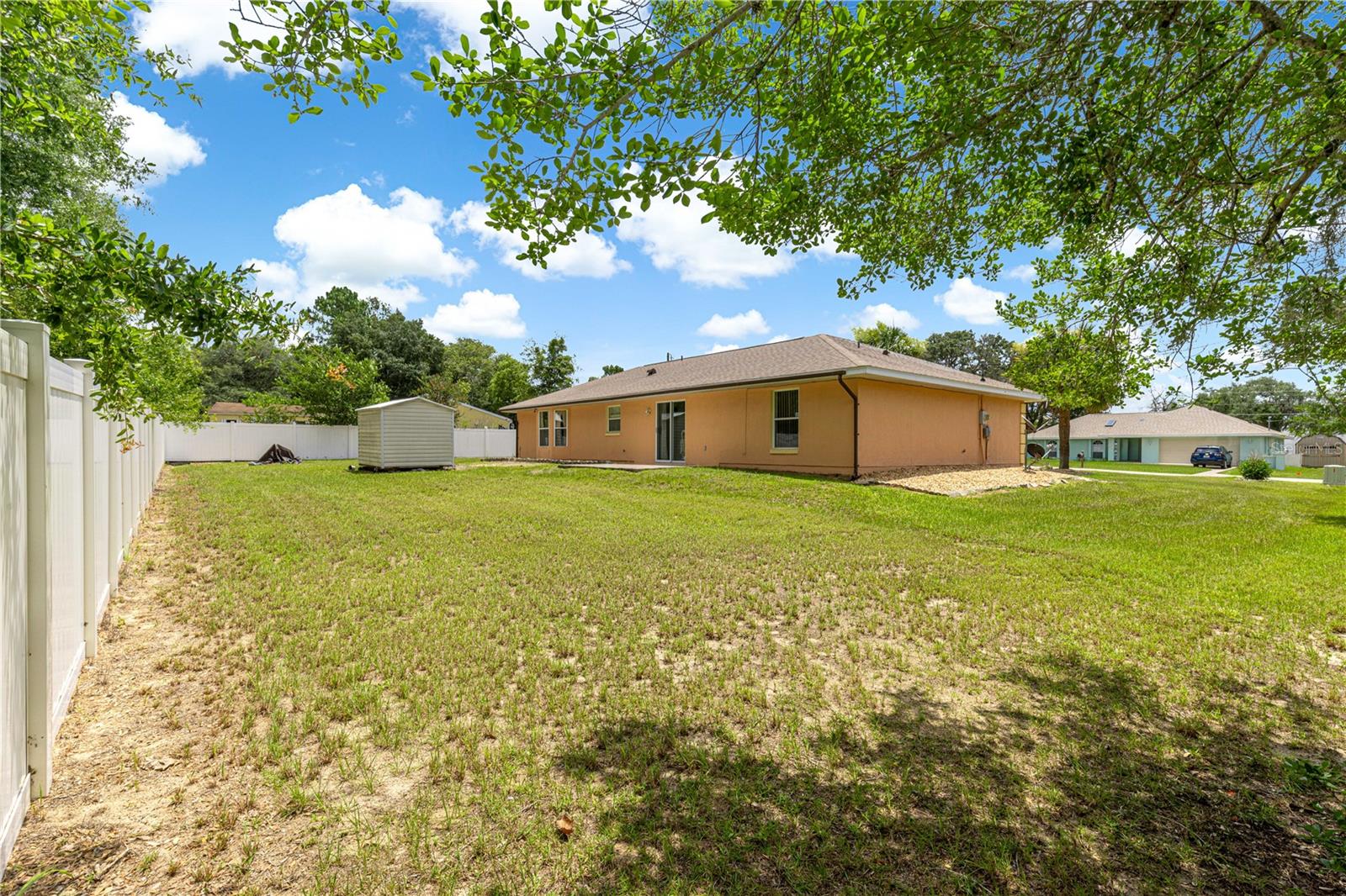SILVER SPGS SHORES 09 - Residential