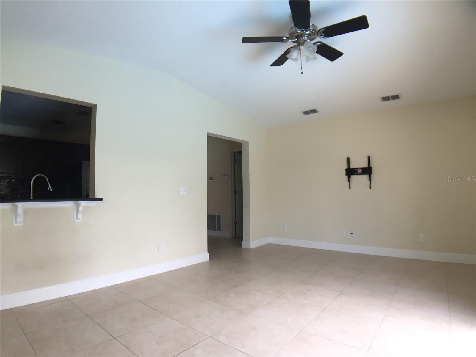 BUTTONS SUB AMD - Residential