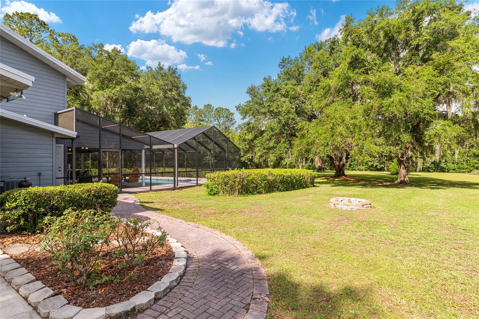SHAW FARMS OF ALACHUA - Residential