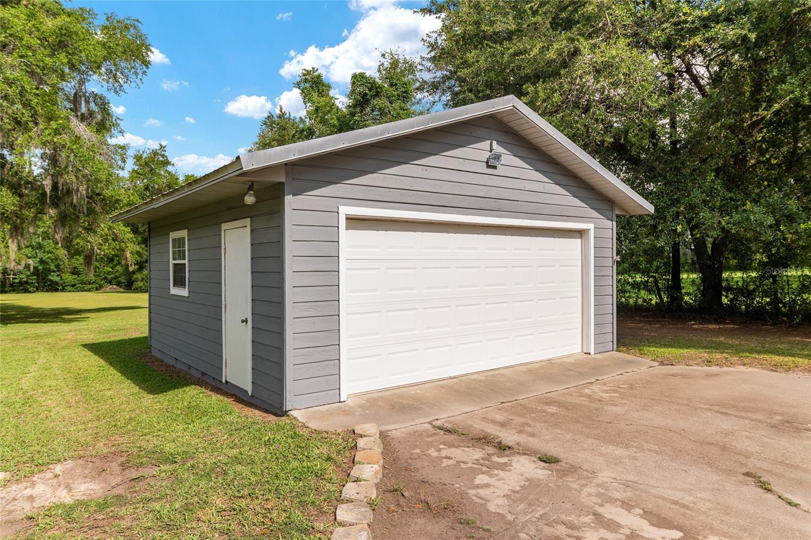 SHAW FARMS OF ALACHUA - Residential