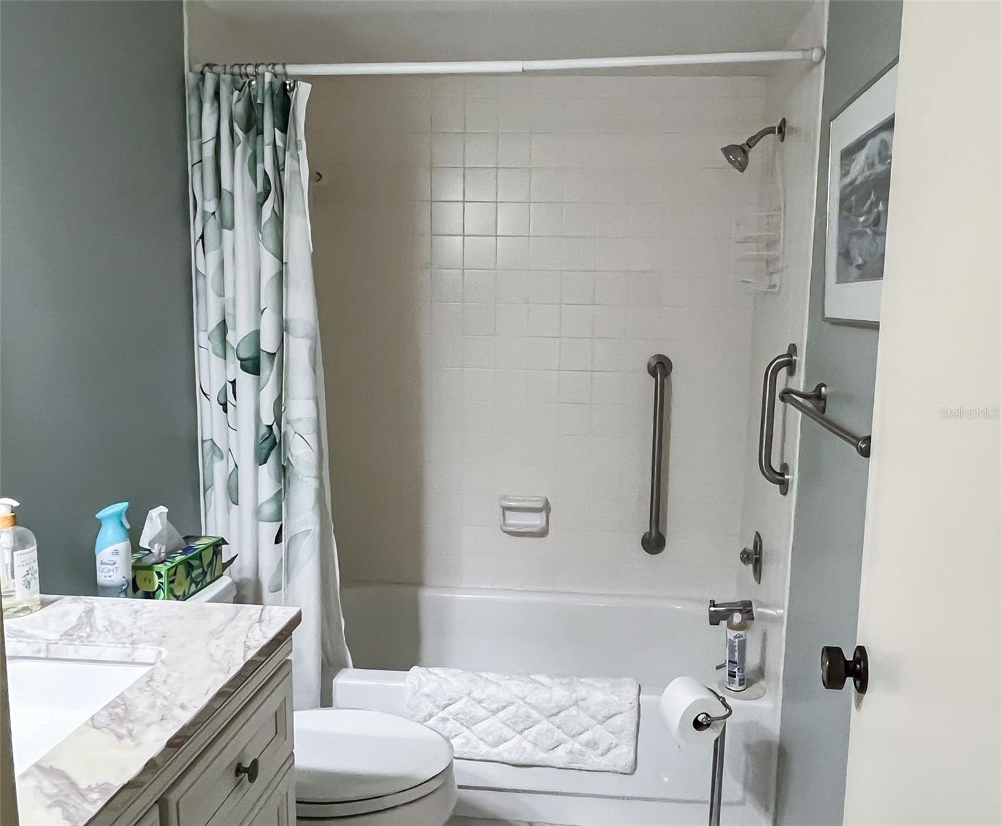 BIRD BAY I - Residential Lease