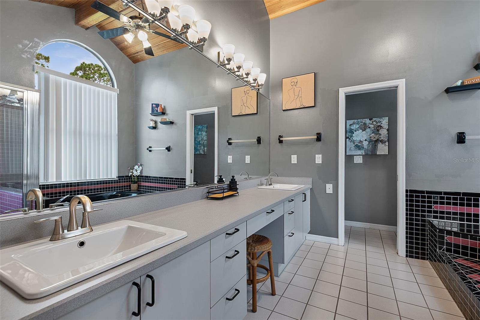 BREAKAWAY TRAILS PH 01 UNIT 01 - Residential