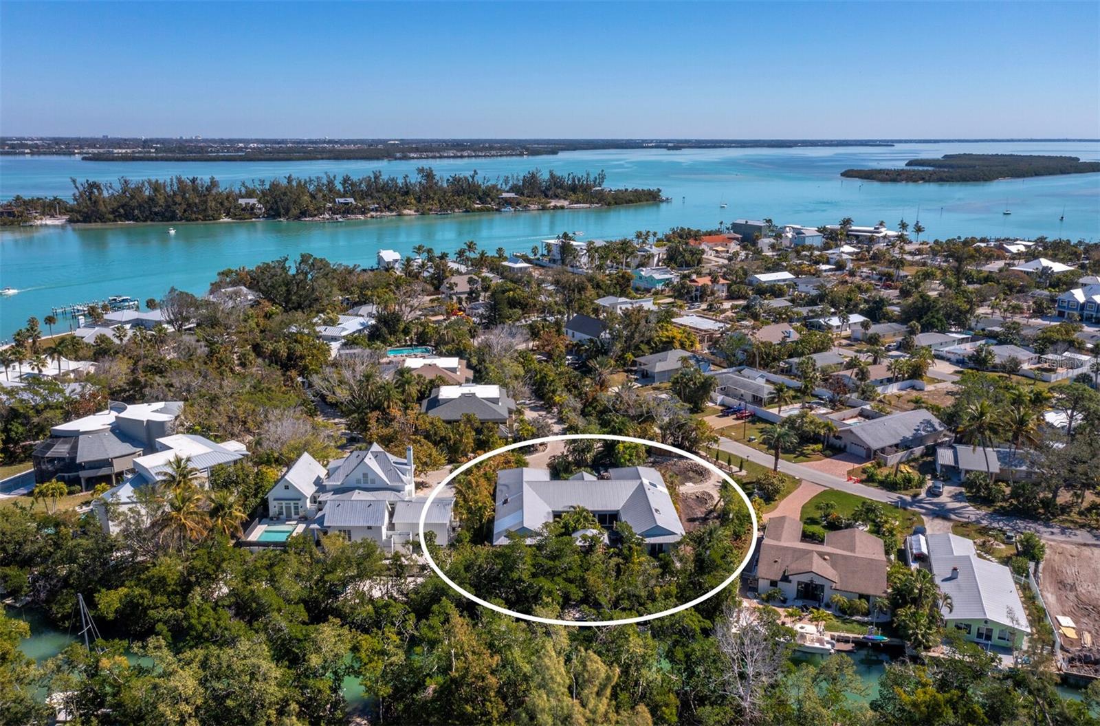 LANDS END - Residential