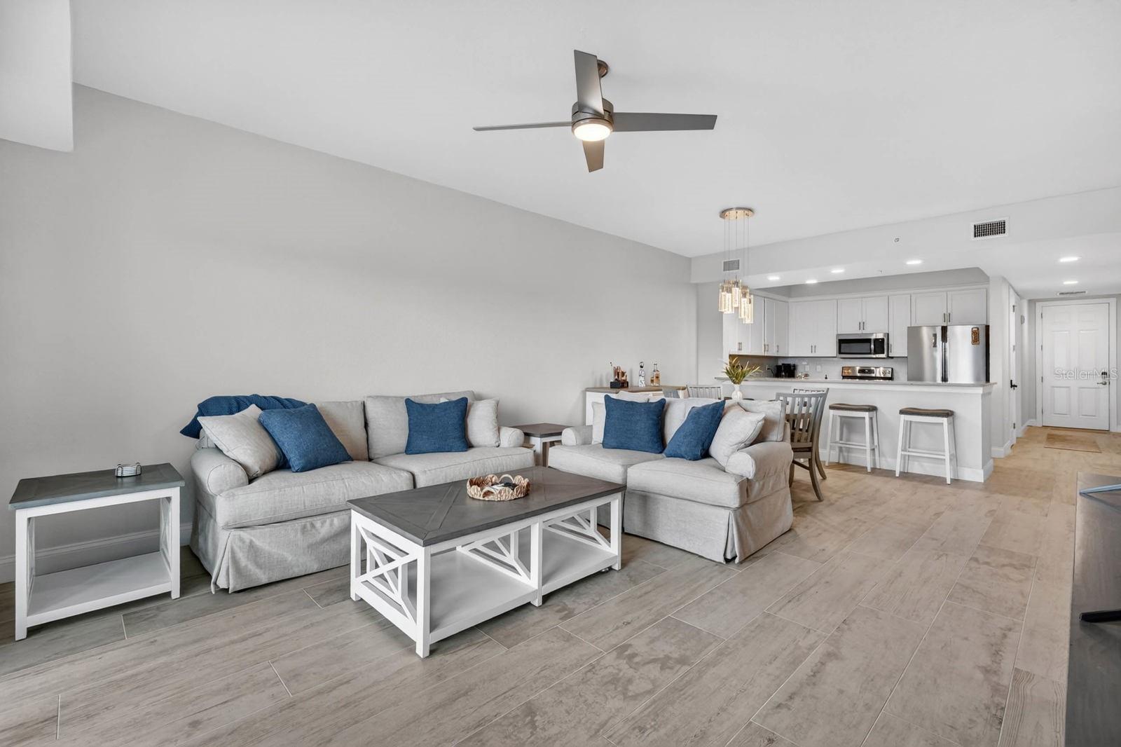 RIVERWALK/CORONADO ISLAND-BLDG - Residential