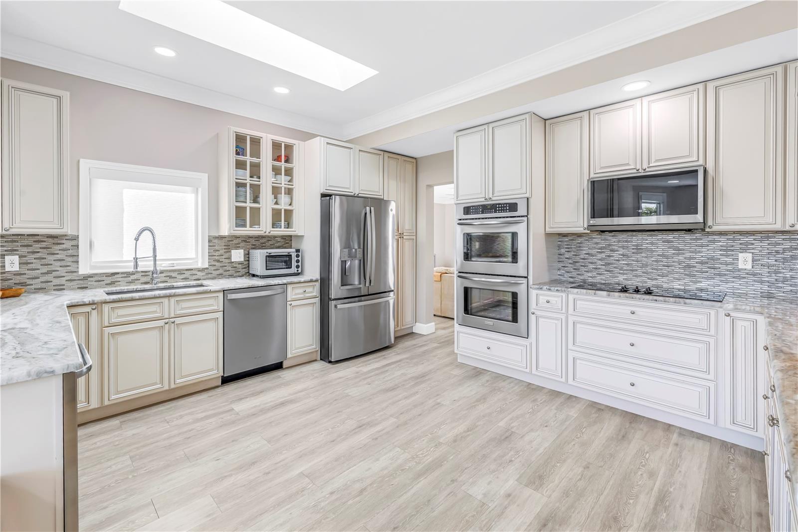TIERRA VERDE UNIT 1 3RD REP - Residential