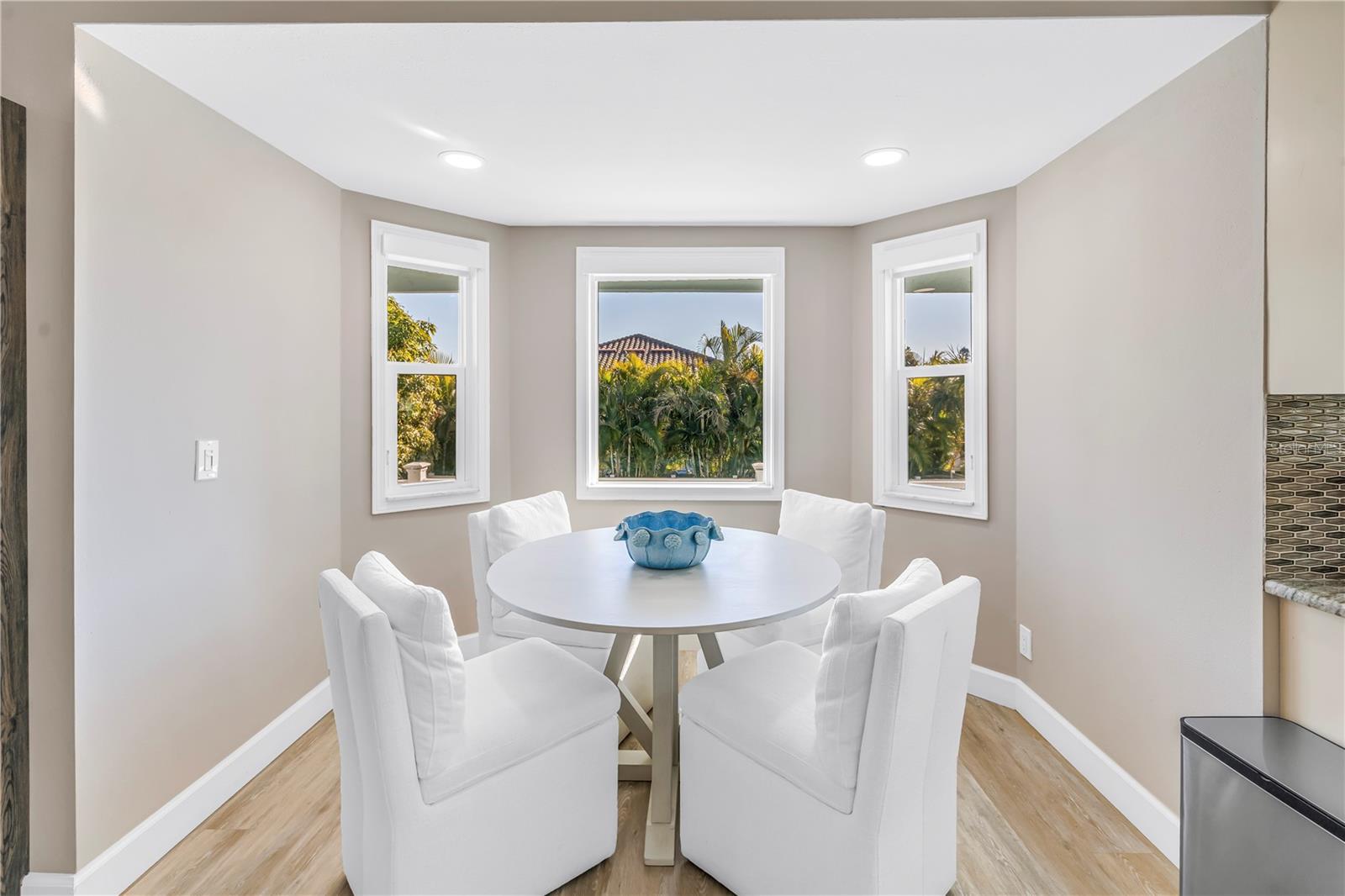 TIERRA VERDE UNIT 1 3RD REP - Residential