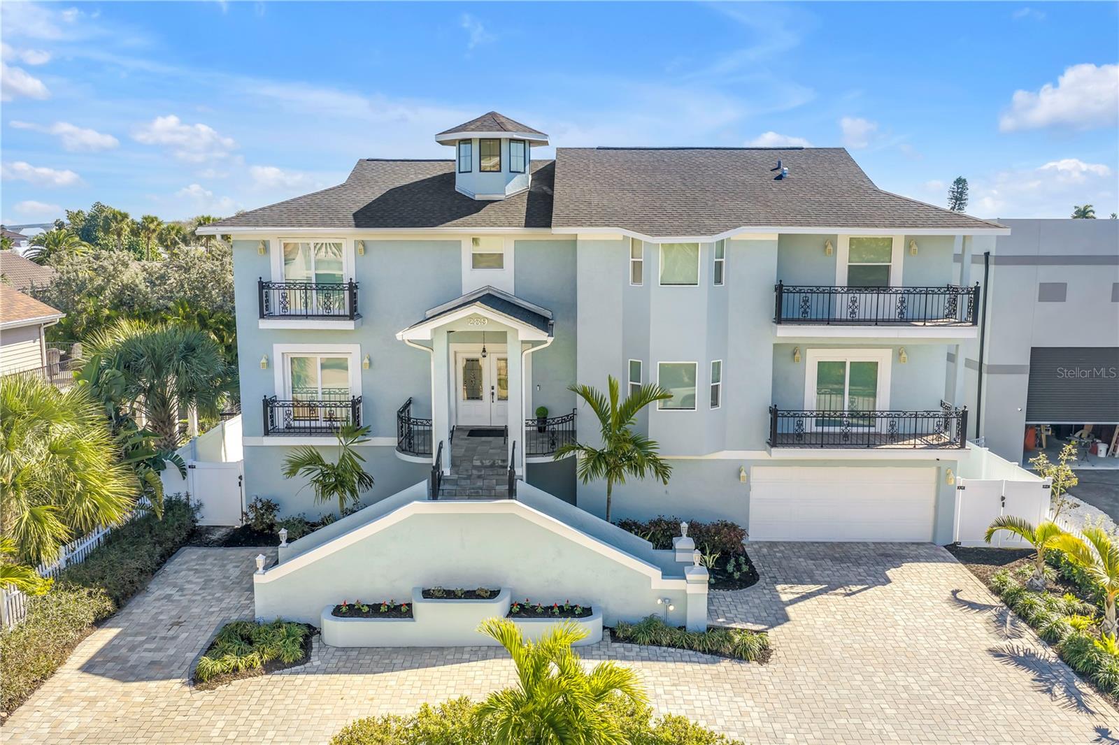 TIERRA VERDE UNIT 1 3RD REP - Residential