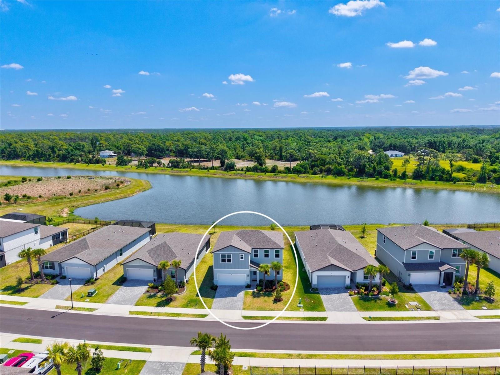 MAGNOLIA BAY - Residential