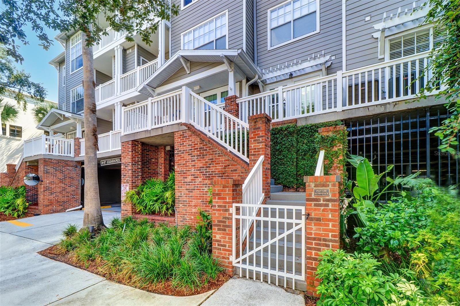 HYDE PARK WALK A CONDO - Residential