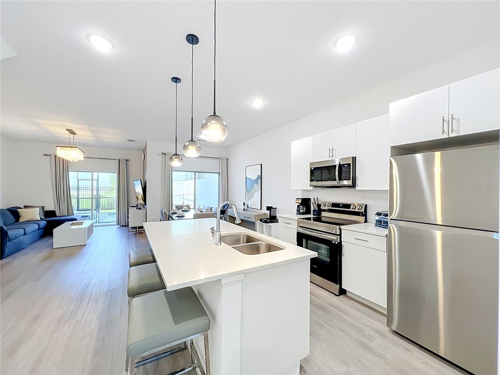 AZUR RESIDENCE - Residential