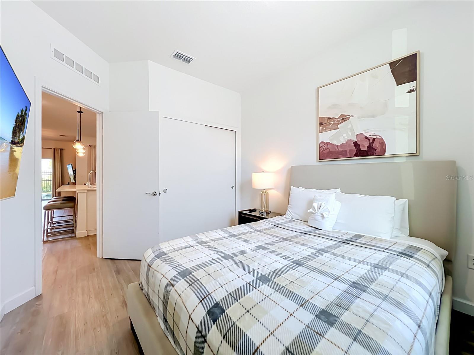 AZUR RESIDENCE - Residential