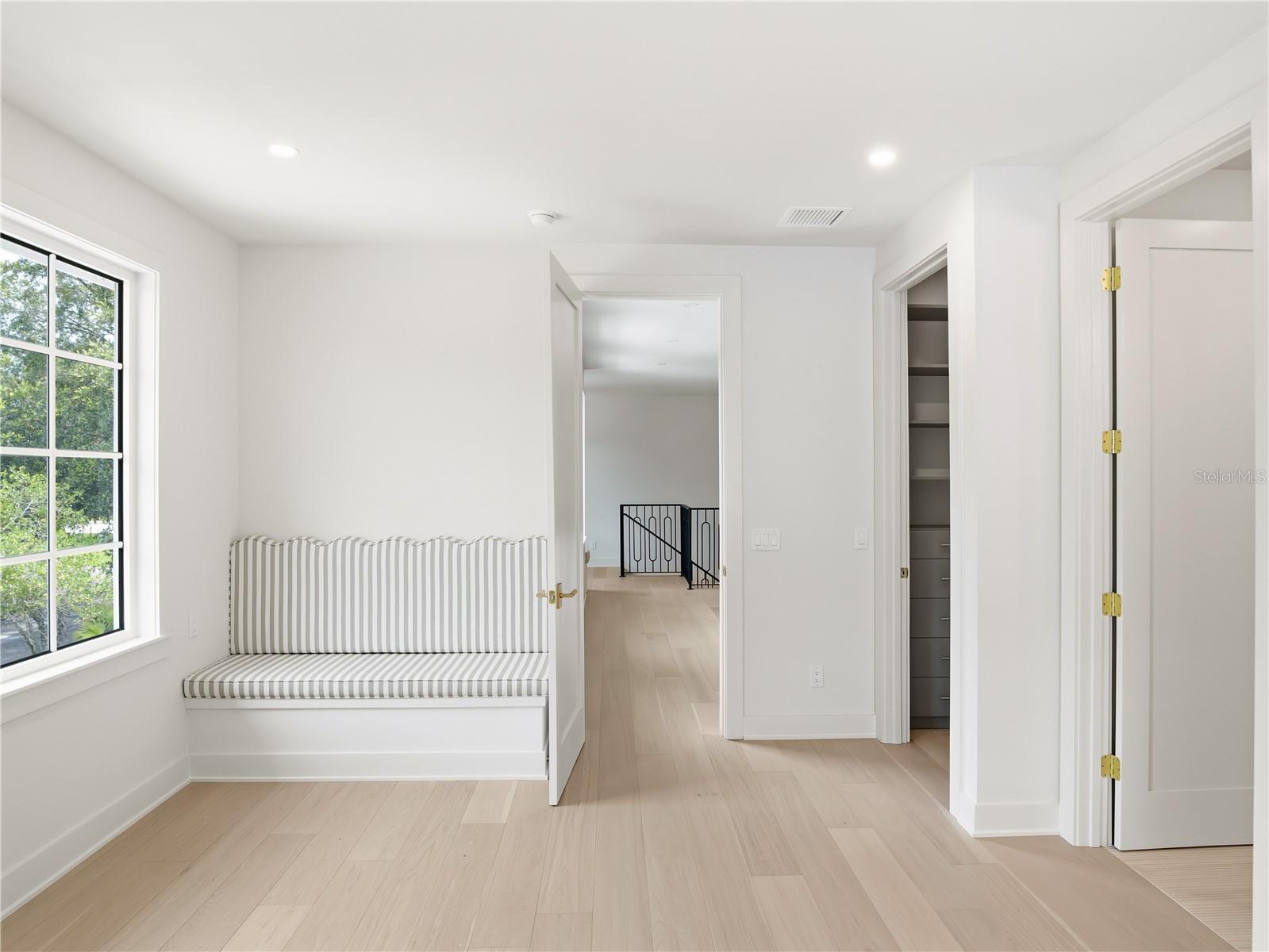 KENILWORTH SHORES SEC 06 - Residential