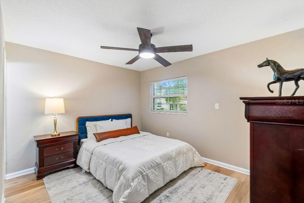 LAKESIDE MANOR APTS CONDO - Residential