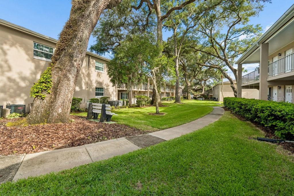 LAKESIDE MANOR APTS CONDO - Residential