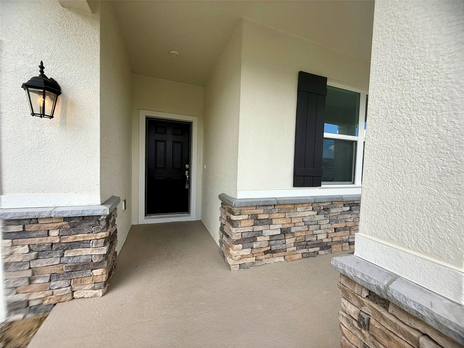 COVERED BRIDGE/LIBERTY BLUFF P - Residential Lease