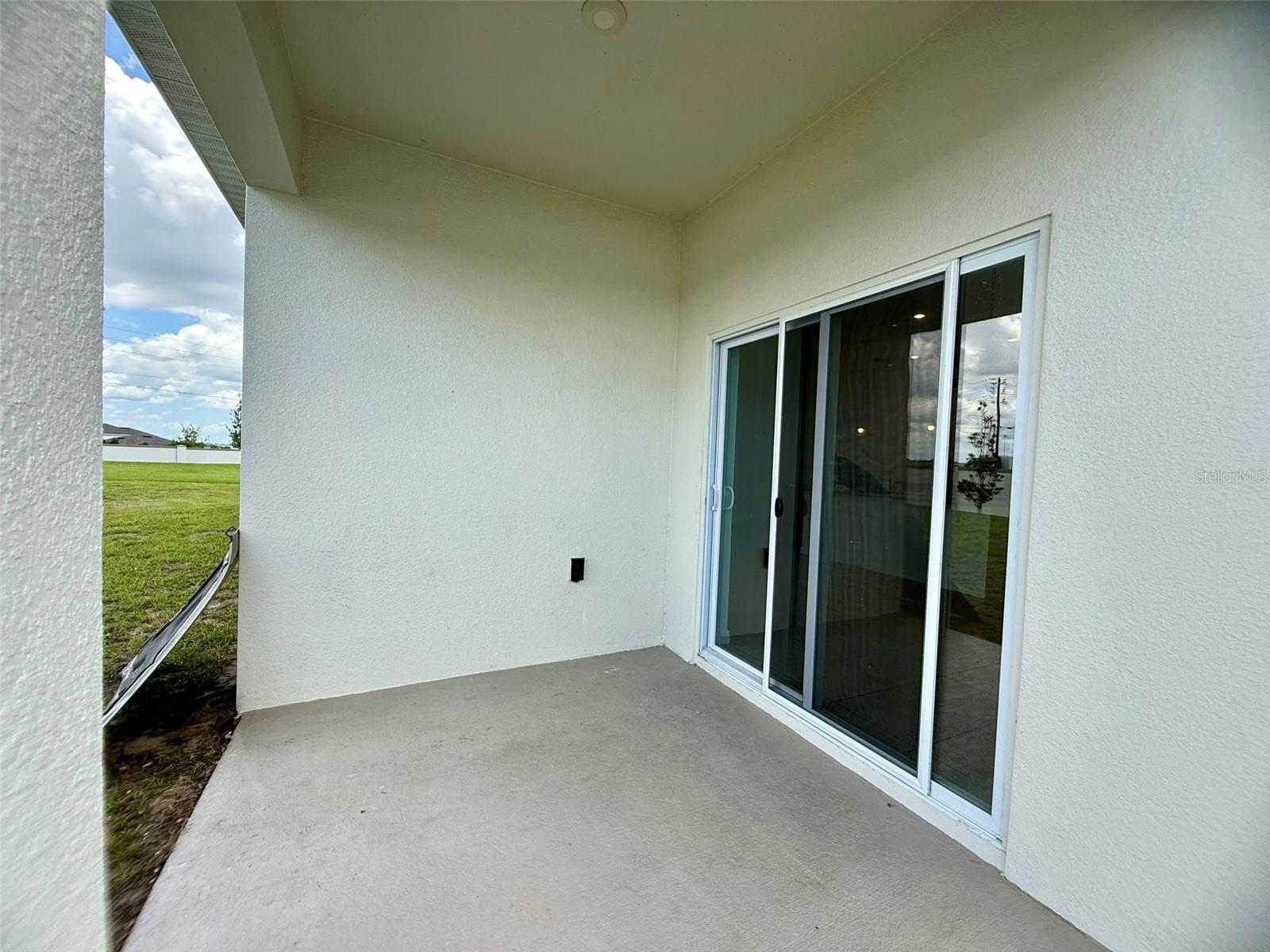 COVERED BRIDGE/LIBERTY BLUFF P - Residential Lease