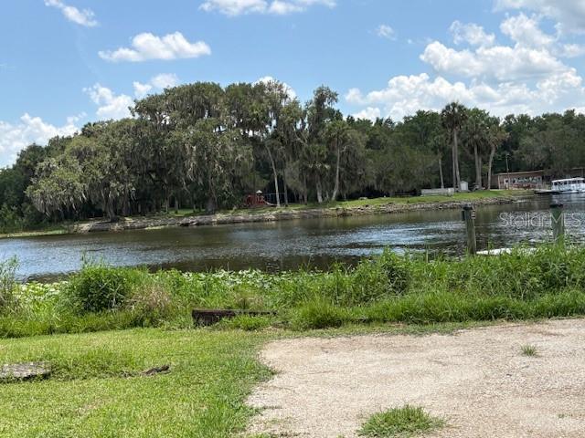 RIVER RIDGE - Land