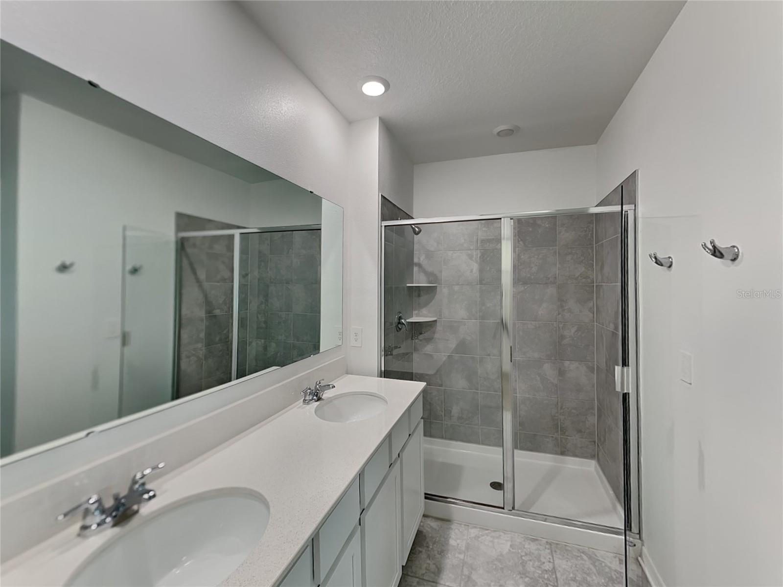 STOREY CREEK PH 5 - Residential Lease