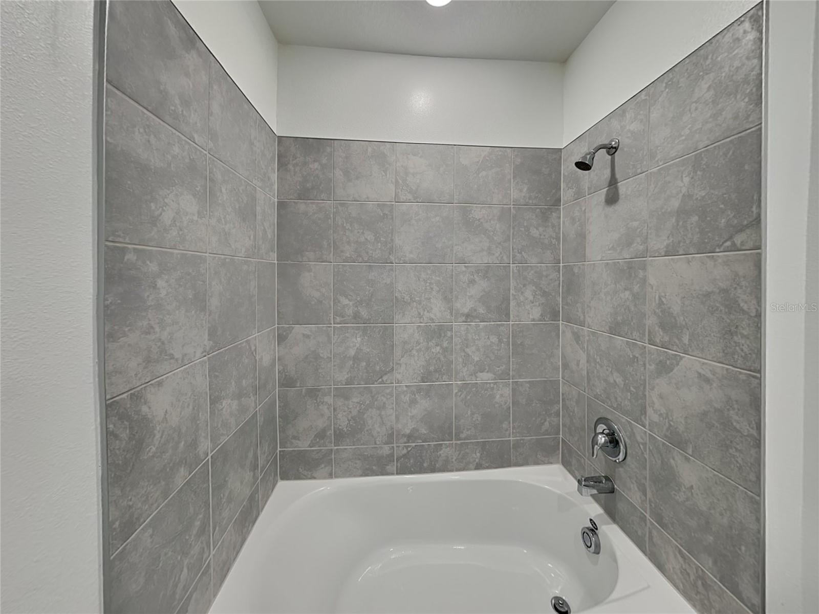 STOREY CREEK PH 5 - Residential Lease