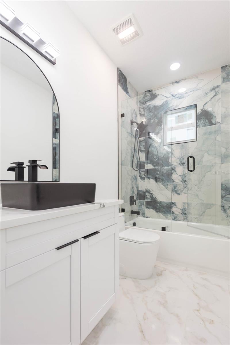 4N5 | BETHEL HEIGHTS - Residential