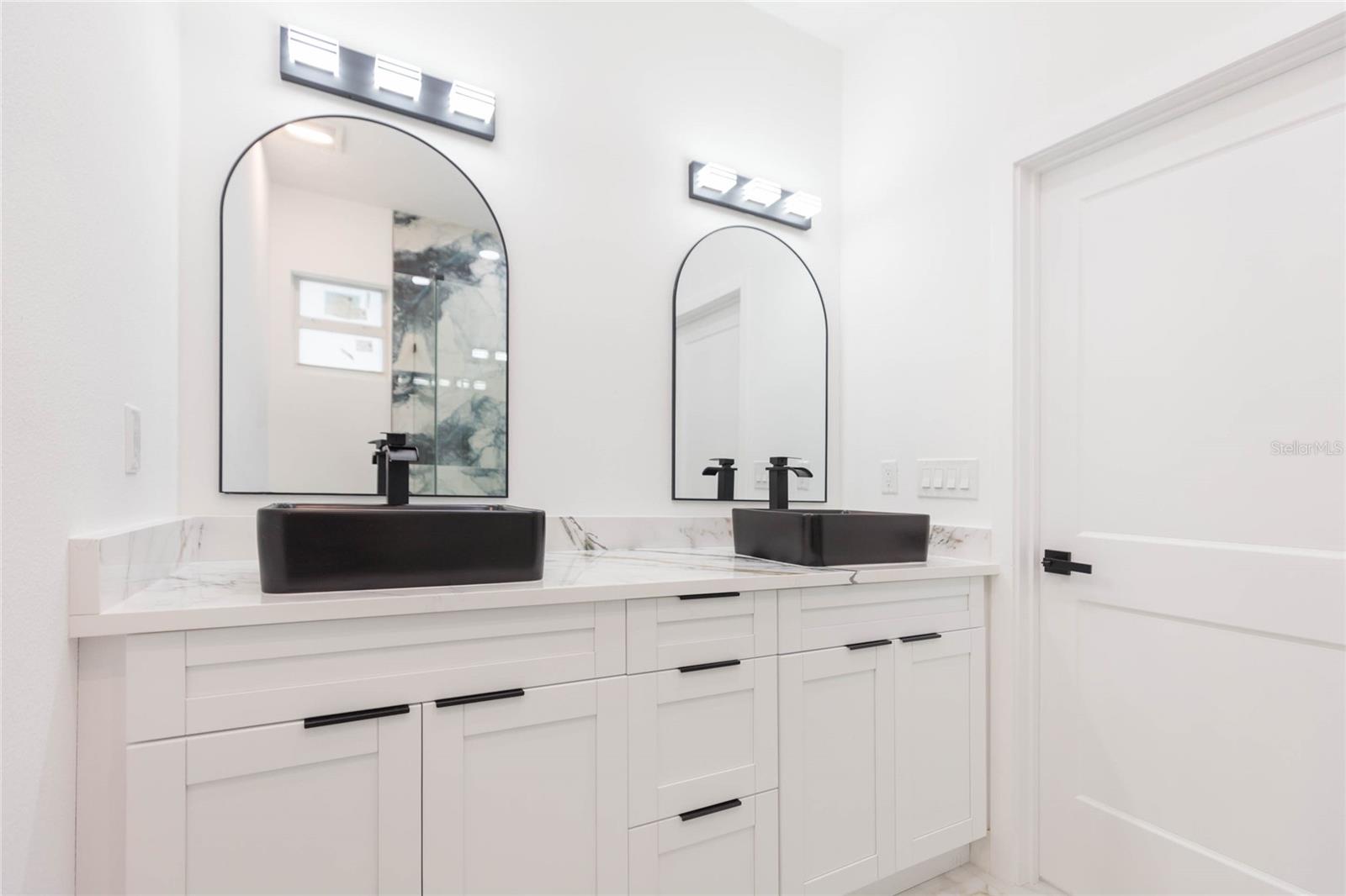 4N5 | BETHEL HEIGHTS - Residential