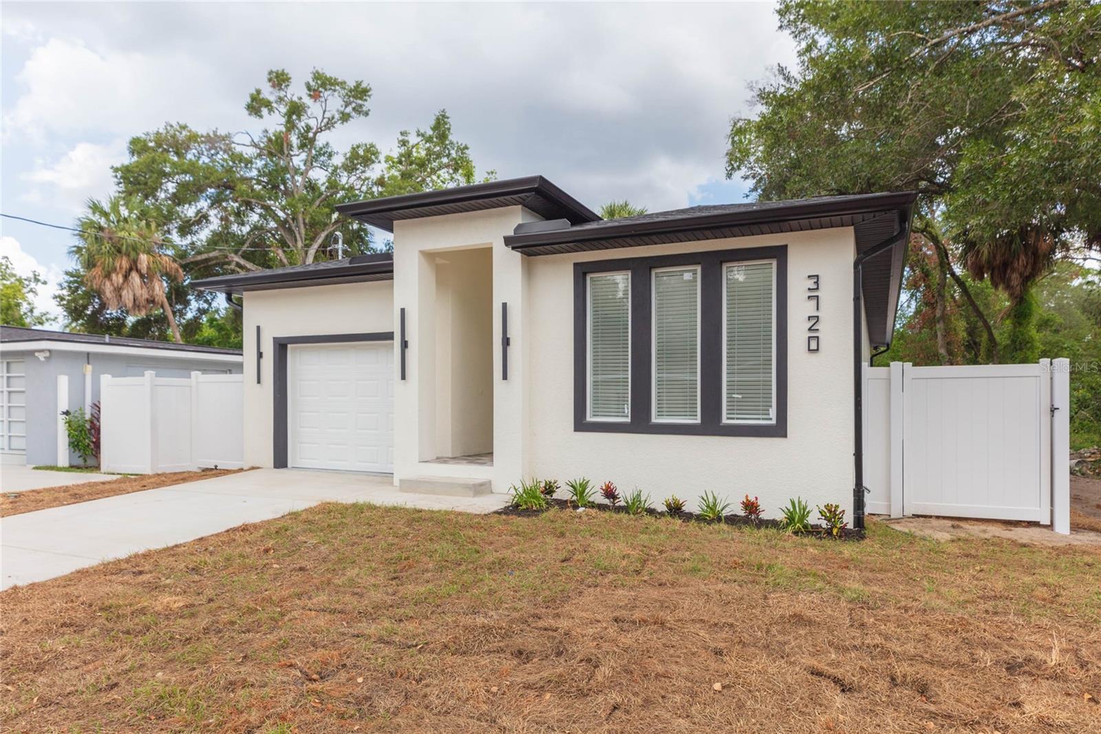 4N5 | BETHEL HEIGHTS - Residential