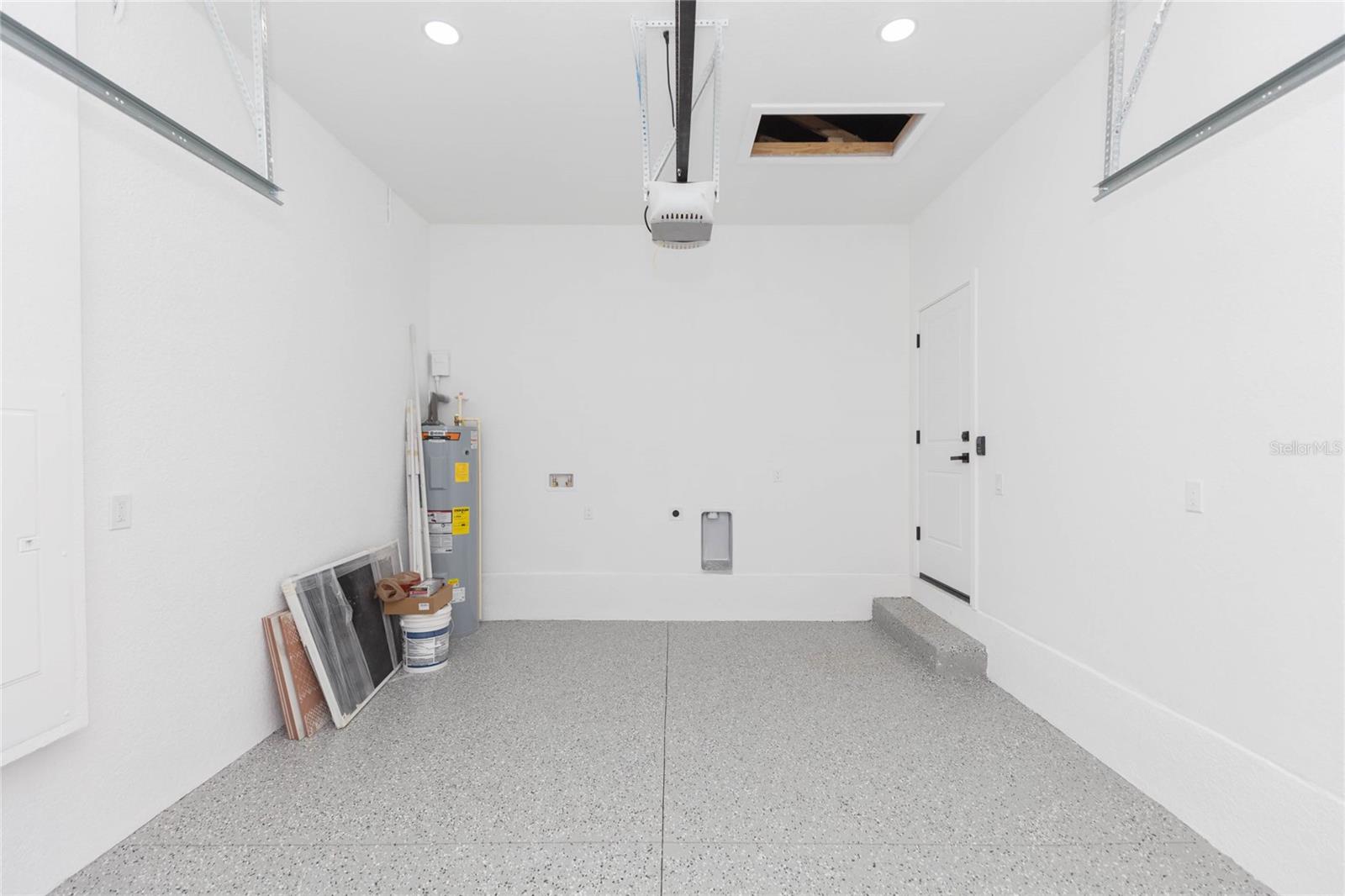 4N5 | BETHEL HEIGHTS - Residential