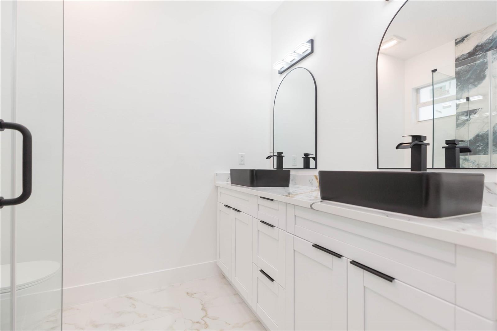 4N5 | BETHEL HEIGHTS - Residential