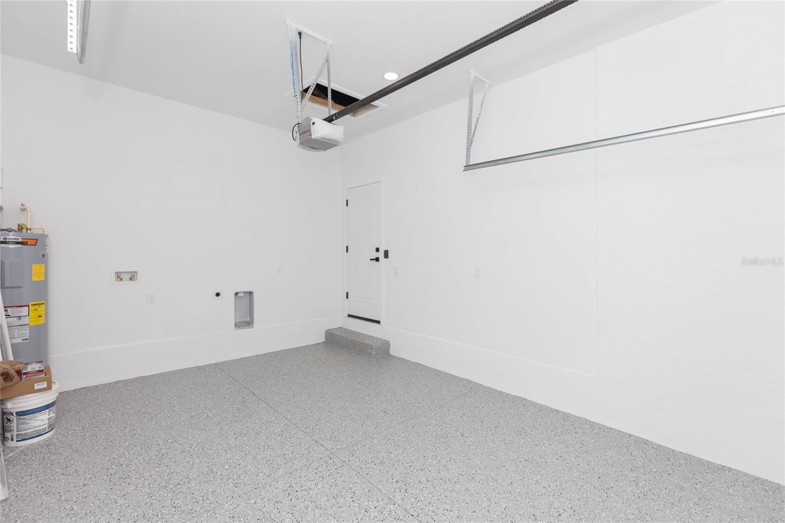 4N5 | BETHEL HEIGHTS - Residential
