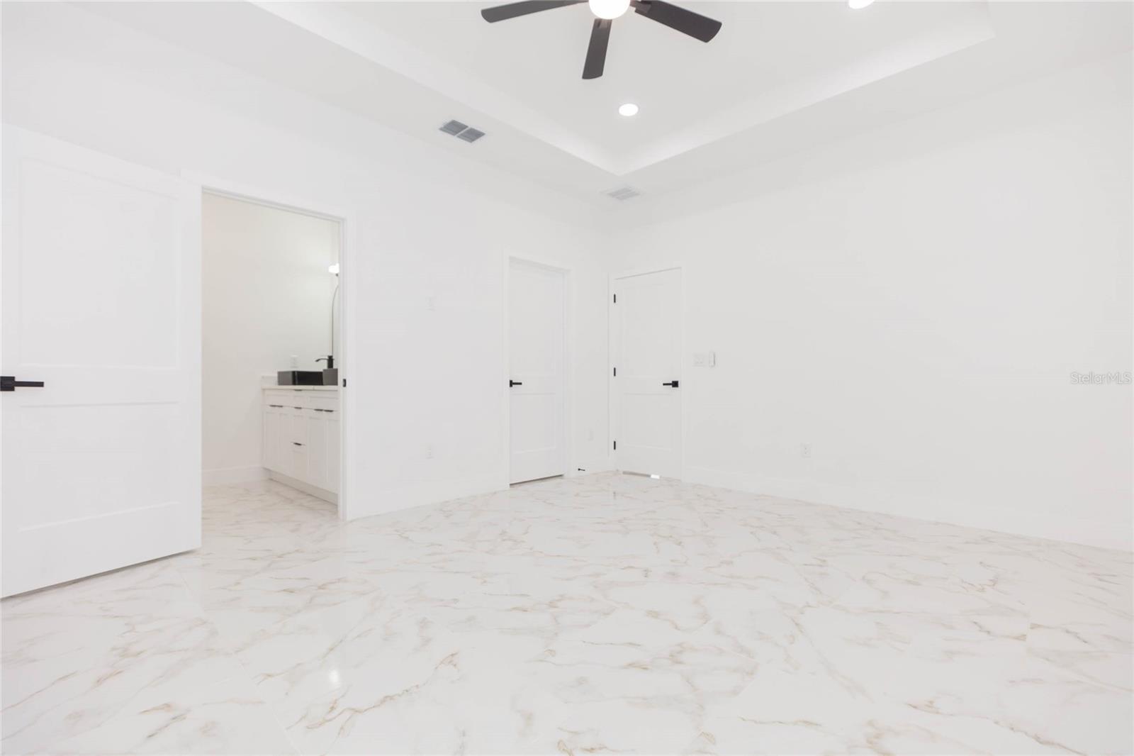 4N5 | BETHEL HEIGHTS - Residential