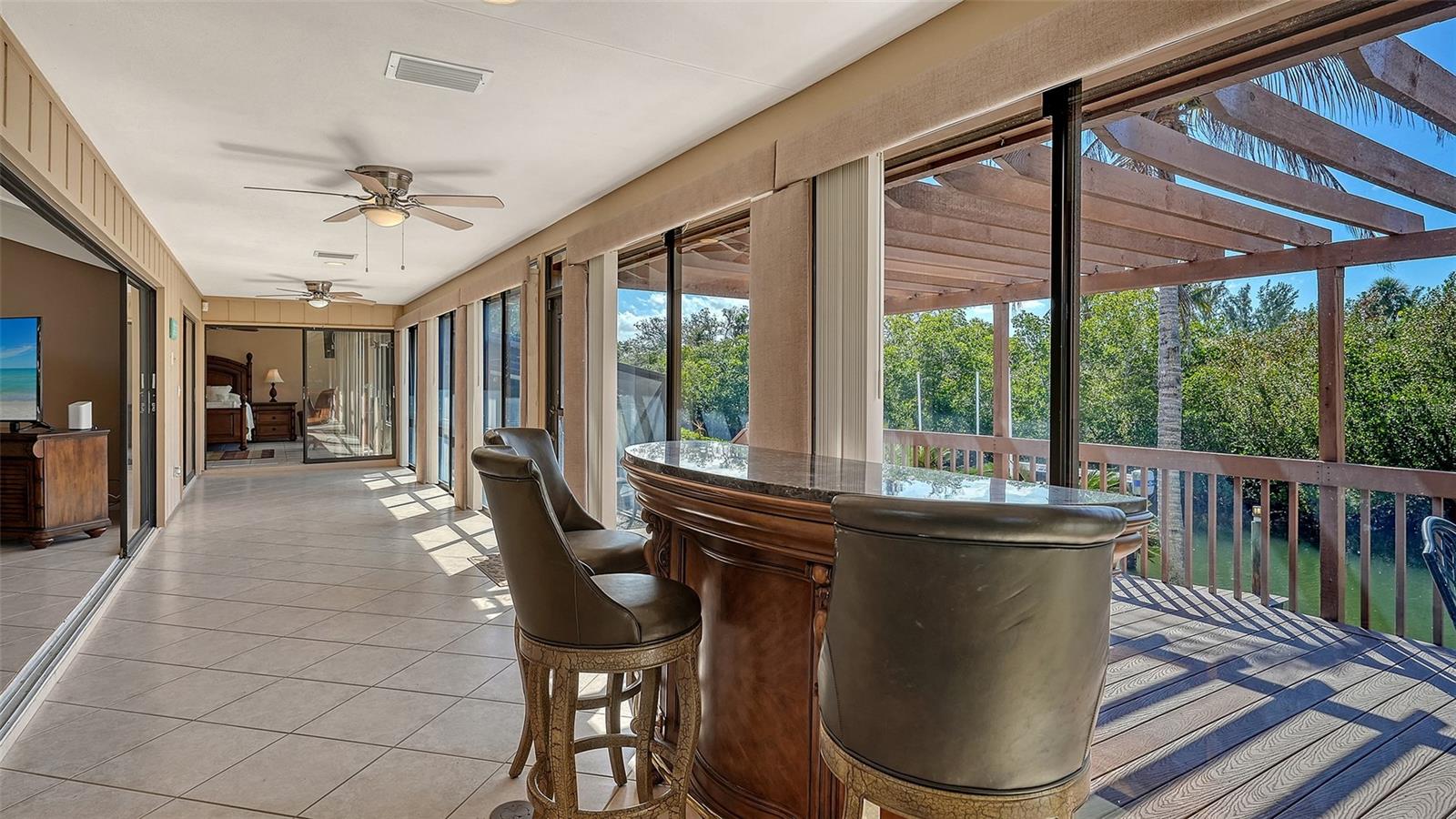 BAY ISLES - Residential