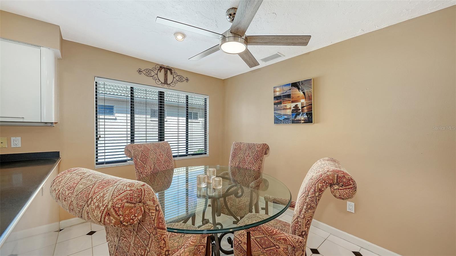 BAY ISLES - Residential