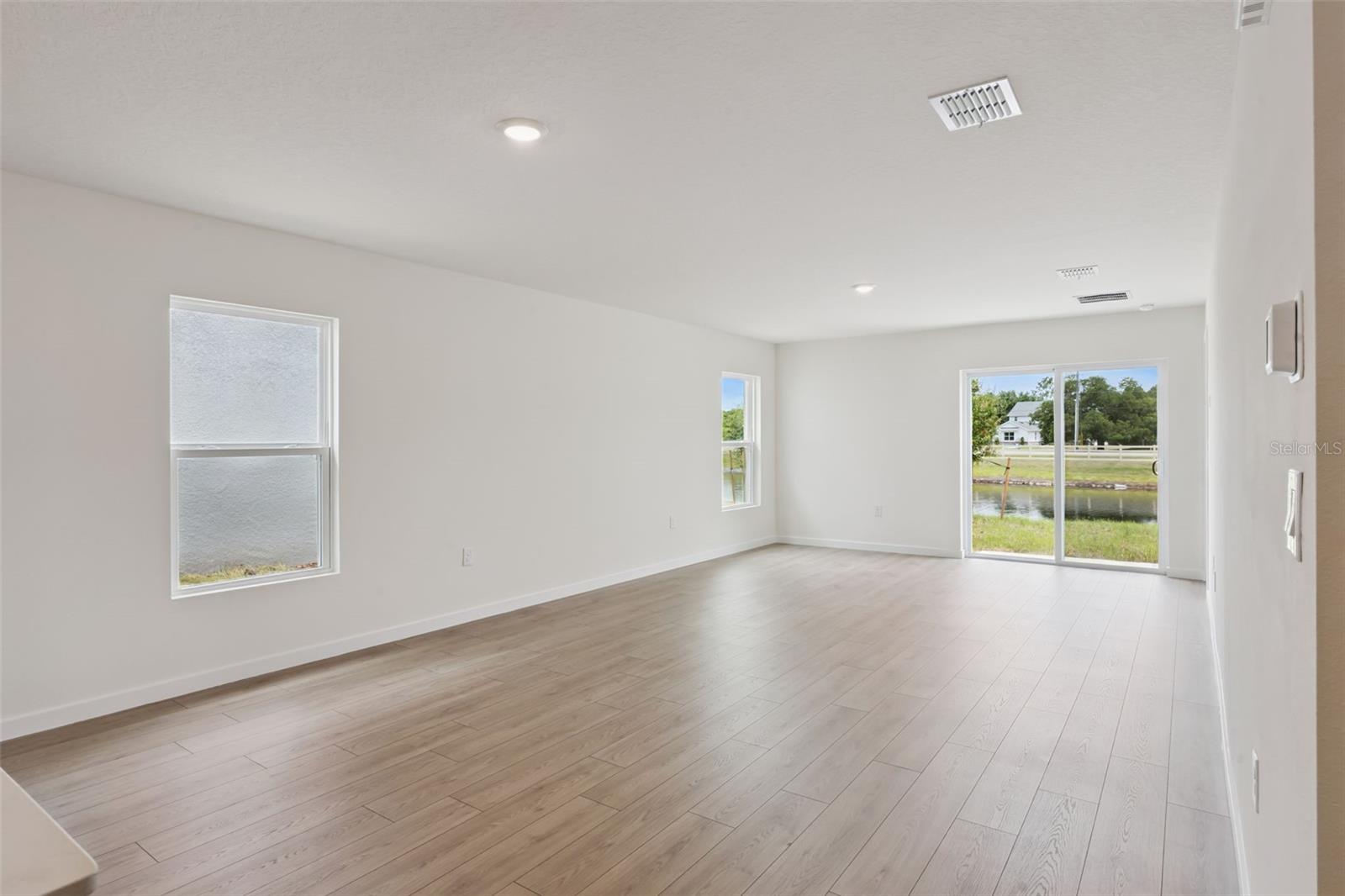 CAMPBELL CROSSING - Residential