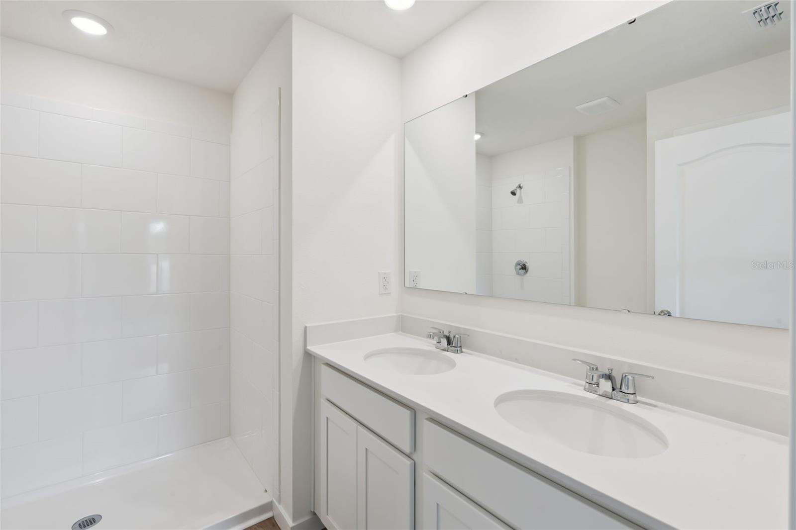 CAMPBELL CROSSING - Residential