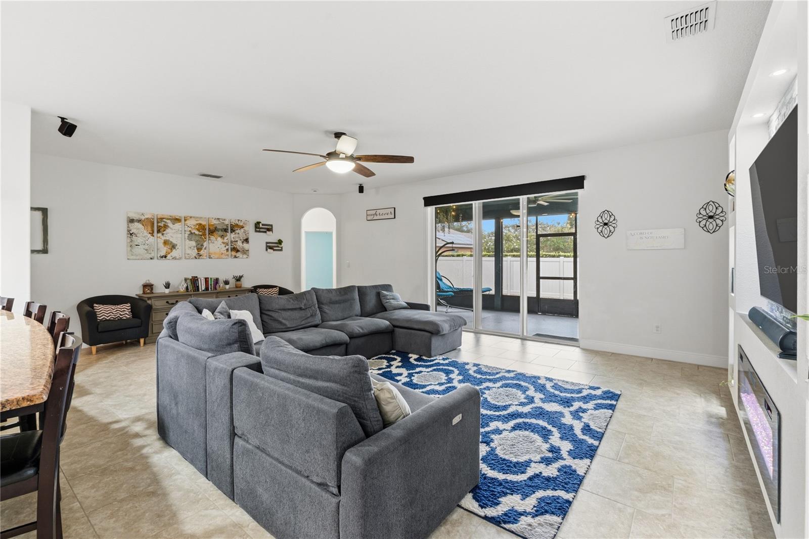 ESTATES AUBURNDALE PH 02 - Residential