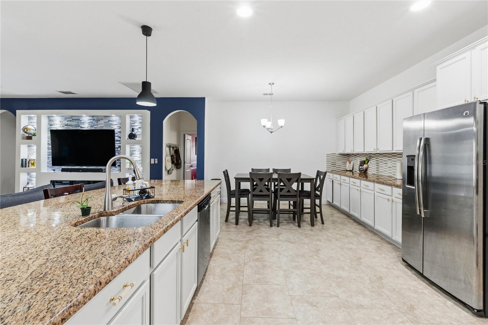 ESTATES AUBURNDALE PH 02 - Residential